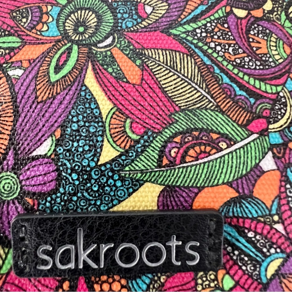 ๐ SAKROOTS ARTIST CIRCLE CROSSBODY BAG IN RAINBOW SPIRIT DESERT NWOT - Picture 2 of 10